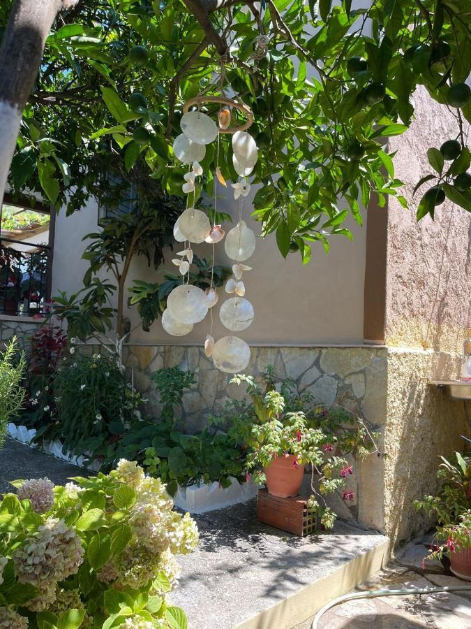 Villa Ona'S House à Borsh Extérieur photo